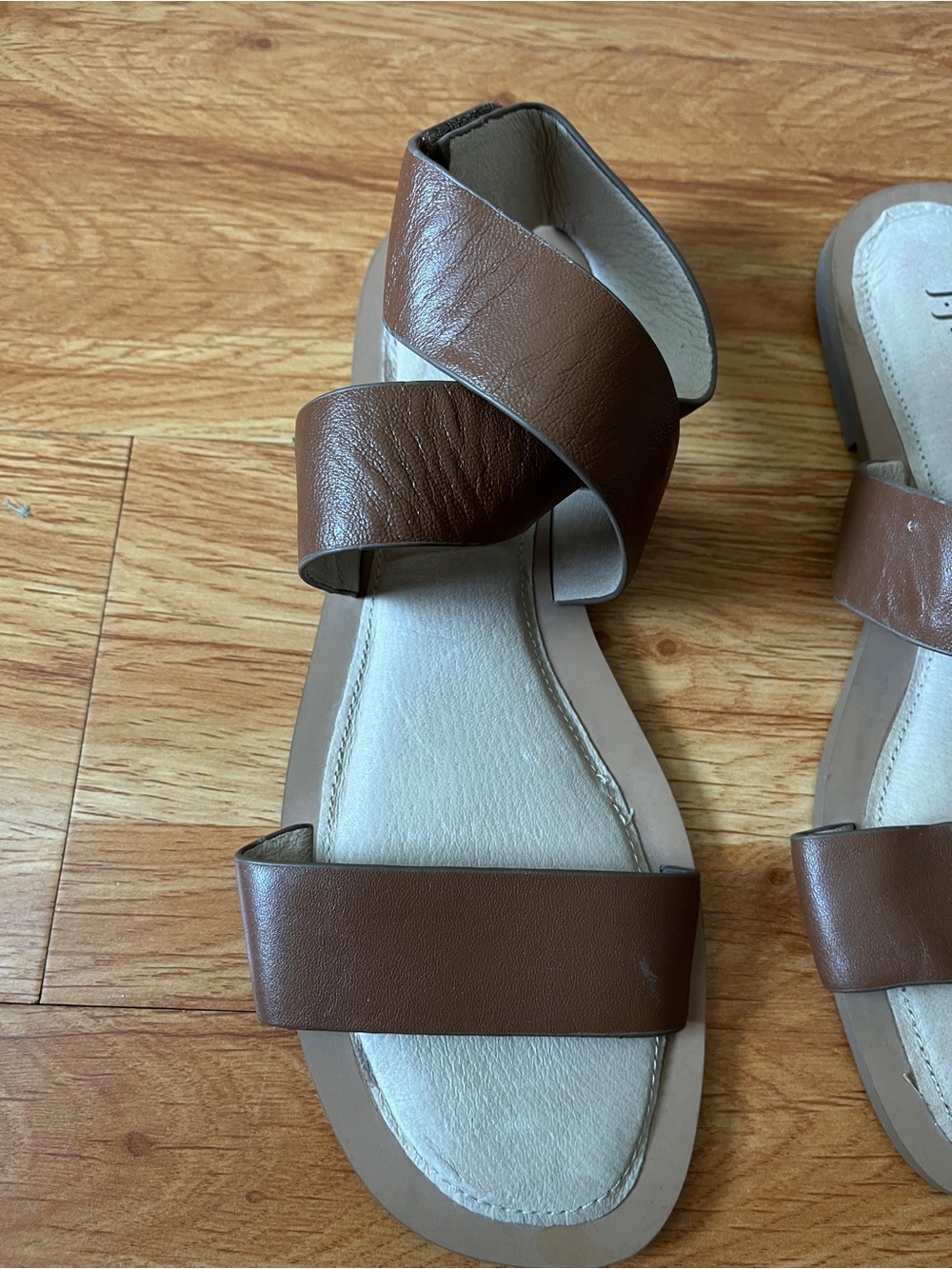 Women's Brown Leather Strappy Flat Sandals - Picture 4 of 7